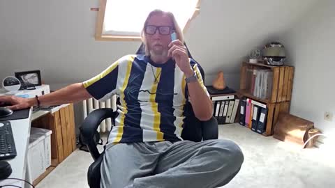 WyattEarp64 online show from 09.11.25