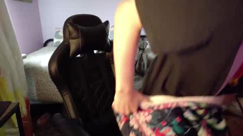 Snapshot of wyattfans_ chatting on 10.10.25 Wyatt online show from 10.10.25