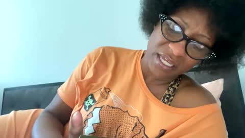 Snapshot of wynterheat chatting on 01.18.25 Wynter Heat online show from 01.18.25