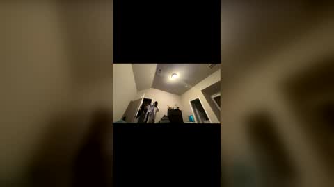 Snapshot of wynterheat chatting on 11.28.25 Wynter Heat online show from 11.28.25