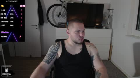 Snapshot of x19marco93x chatting on 12.21.24 x19marco93x online show from 12.21.24