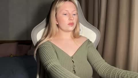 eva online show from 11.25.25