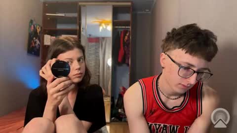 Philipp and Este online show from 02.09.26