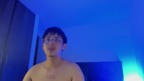 Snapshot of x_miller chatting on 10.02.25 x_miller online show from 10.02.25