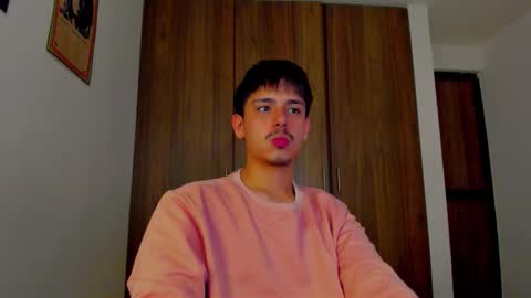 Snapshot of x_miller chatting on 12.03.25 x_miller online show from 12.03.25