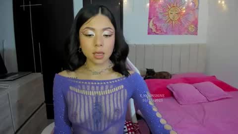     s  s      s   online show from 10.11.25