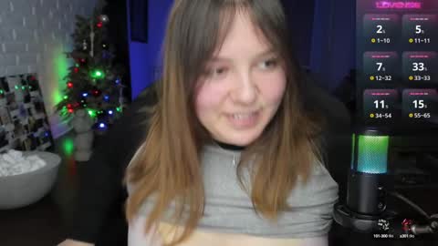 Snapshot of x_nirvana_x chatting on 01.10.25 LOVE NERDS ONLY online show from 01.10.25