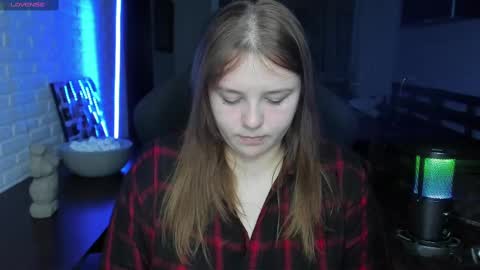 Snapshot of x_nirvana_x chatting on 03.04.25 LOVE NERDS ONLY online show from 03.04.25