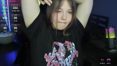 Snapshot of x_nirvana_x chatting on 10.31.25 LOVE NERDS ONLY online show from 10.31.25