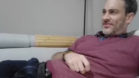 Snapshot of xalegarmax chatting on 11.19.25 xalegarmax online show from 11.19.25