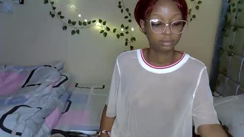 Snapshot of xalia_caramel chatting on 05.08.26 Alexa online show from 05.08.26