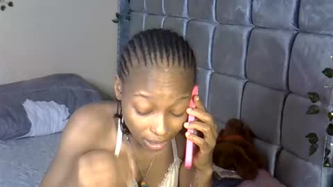 Snapshot of xalia_caramel chatting on 06.04.26 Alexa online show from 06.04.26