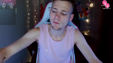 Snapshot of xavier_night81 chatting on 09.27.25 xavier_night81 online show from 09.27.25