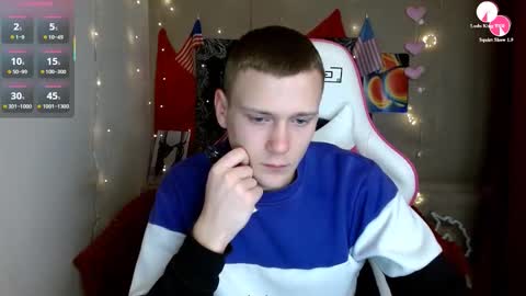 Snapshot of xavier_night81 chatting on 10.03.25 xavier_night81 online show from 10.03.25