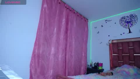 xayu online show from 10.02.25