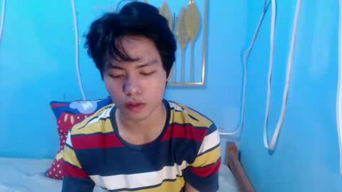 xcharls08 online show from 05.17.26
