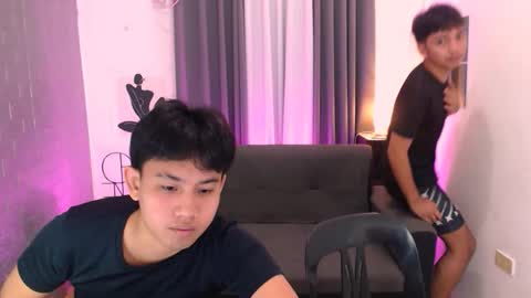 Snapshot of xcigbatecum chatting on 10.01.25 Charlie online show from 10.01.25