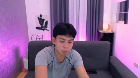 Snapshot of xcigbatecum chatting on 10.02.25 Charlie online show from 10.02.25