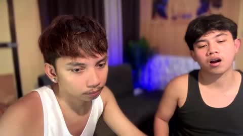 Snapshot of xcigbatecum chatting on 11.07.25 Charlie online show from 11.07.25