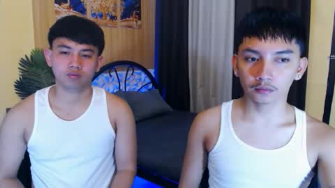 Snapshot of xcigbatecum chatting on 11.16.25 Charlie online show from 11.16.25