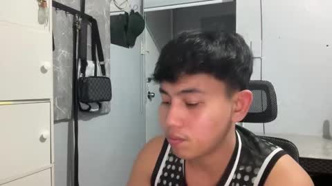 Snapshot of xcigbatecum chatting on 11.23.25 Charlie online show from 11.23.25