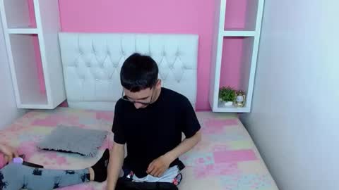 xcoupleplayxx online show from 04.25.26