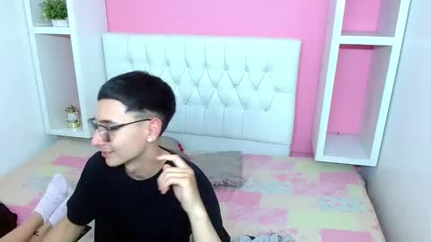xcoupleplayxx online show from 04.29.26