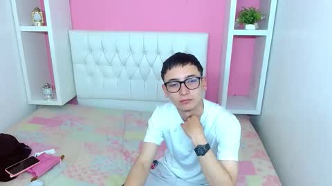 xcoupleplayxx online show from 05.06.26
