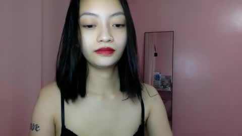 Sachi Cy online show from 12.12.24