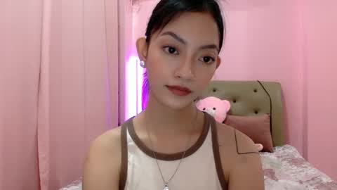 Sachi Cy online show from 01.21.25