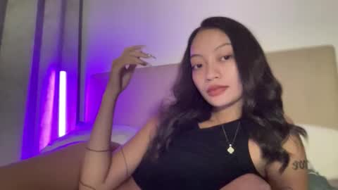 Sachi Cy online show from 10.20.25