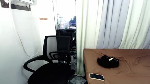 xdreamtrexie online show from 01.03.25