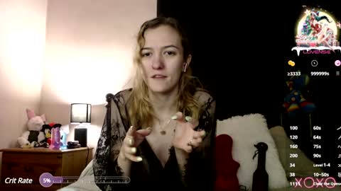 Snapshot of xelliee_rosex chatting on 12.28.24 EllieeRose online show from 12.28.24