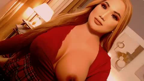 Snapshot of xfantasymistress chatting on 06.28.26 xfantasymistress online show from 06.28.26