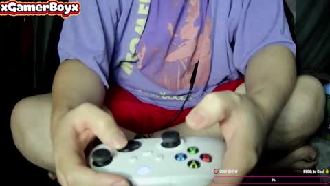 Snapshot of xgamerboyx chatting on 10.17.25 xgamerboyx online show from 10.17.25