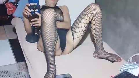 xhotskinny69x online show from 09.30.25