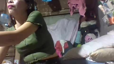 xhotskinny69x online show from 10.15.25