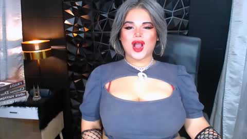 xHUGECOCKTILLCUMX online show from 09.28.25