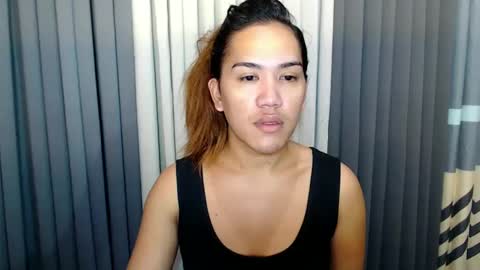 GWEN THOMPSON .......   online show from 02.14.25