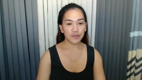 GWEN THOMPSON .......   online show from 03.01.25