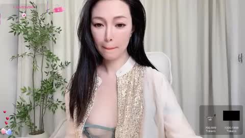 Snapshot of xi_ethel chatting on 05.06.26 XI online show from 05.06.26