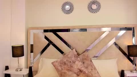 Snapshot of ximena_vasquez8 chatting on 02.04.26 Xime online show from 02.04.26