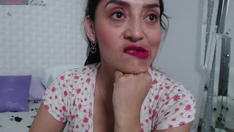 Snapshot of ximenaa_suarez chatting on 01.25.25 ximena suarez online show from 01.25.25