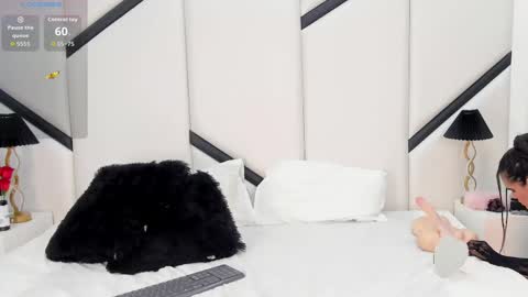 Snapshot of ximenacosta chatting on 05.22.26 ximenacosta online show from 05.22.26