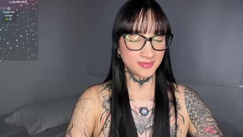 xisisxx online show from 04.21.26