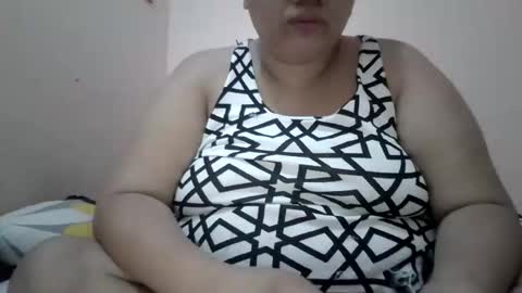 Snapshot of xjuicytits chatting on 05.26.26 xjuicytits online show from 05.26.26
