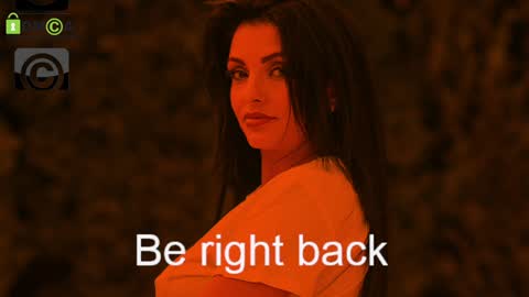 Snapshot of xkimoraxx chatting on 12.17.24 Kim online show from 12.17.24