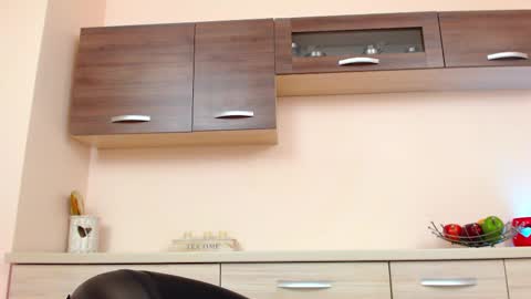 Snapshot of xkimoraxx chatting on 02.22.25 Kim online show from 02.22.25