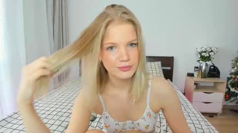 Chloe online show from 01.16.26