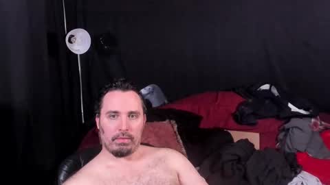 Snapshot of xmetalstudx chatting on 12.17.25 MetalstudMaster online show from 12.17.25